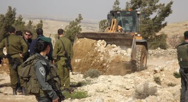 2012-02-15 Israeli Army continues the demolitions, damaging Palestinian villages of Saadet Tha'lah and Ar Rakeez